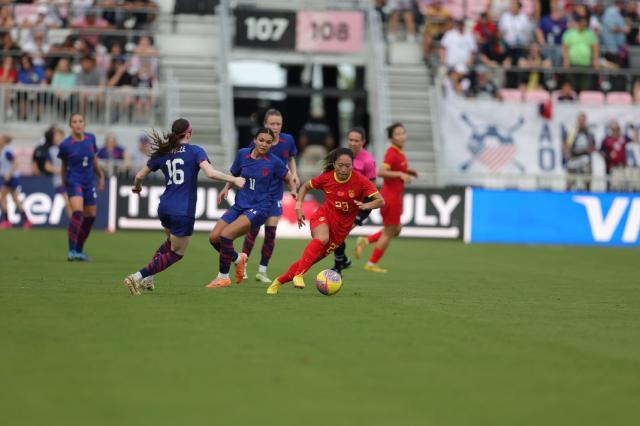 百家乐网站-没有速度、没有技术...美国解说4个NO评价中国女足