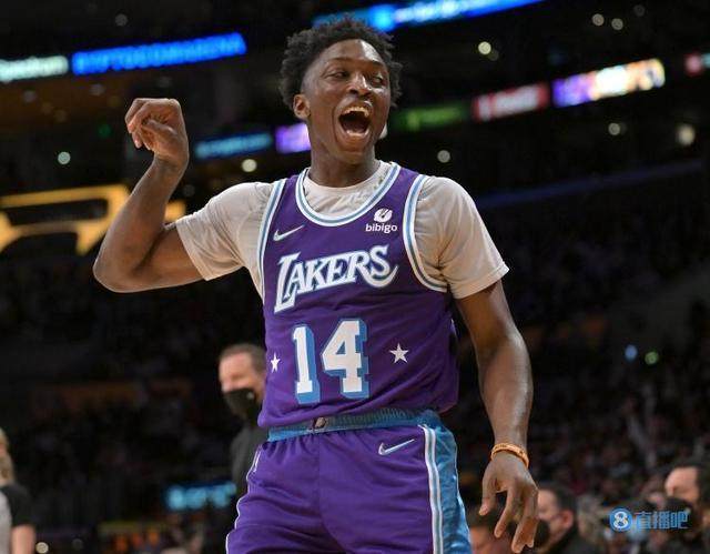 百家乐网站-奇兵爆发助湖人末节逆转 紫金军团板凳深度正提升